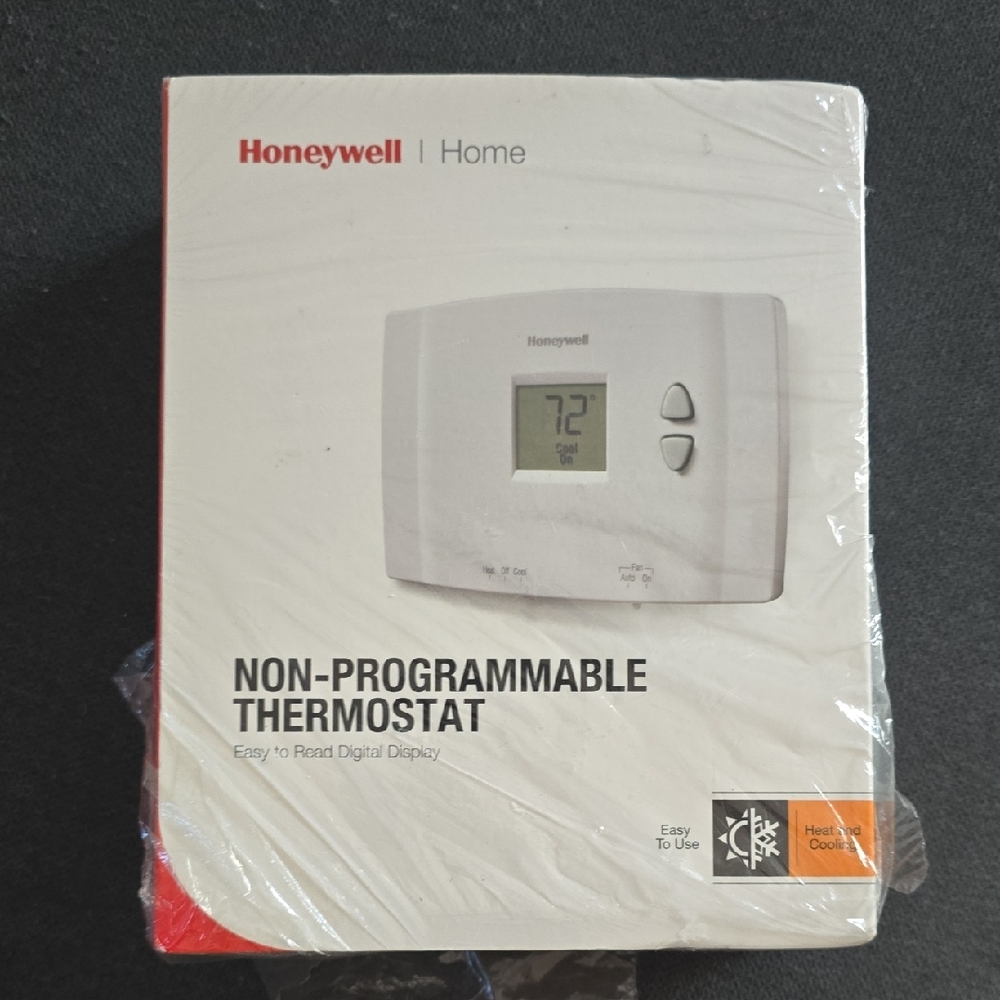 Honeywell White Non-Programmable Thermostat RTH111B
